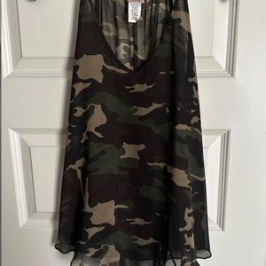 Camo Sleeveless Shirt